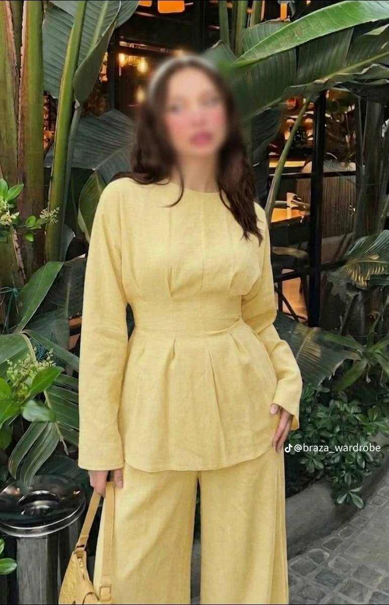 Suit خطيره فاللبس❤️🫶🏼
الوانها ولا غلطه 📌
ماترياال كوبرا  ماتريال مستورده ✨ خامه مناسبه جدا  للصيف
Size to 75kg